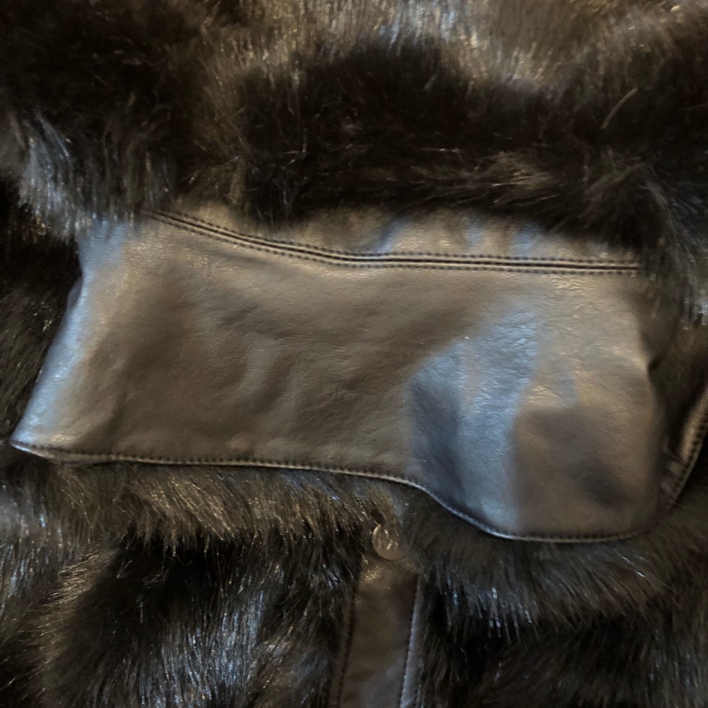Size Small Shearling Bomber Jacket - image 8